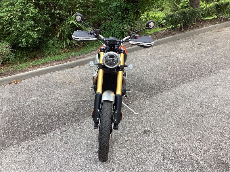 2024 Triumph Scrambler 1200 XE