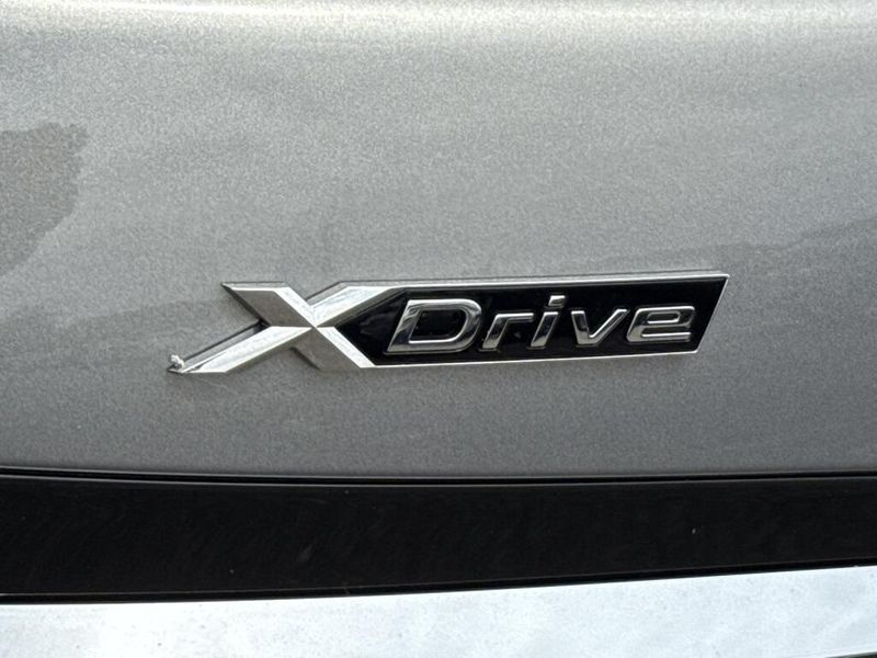 2025 BMW 7 Series 760i xDriveImage 13