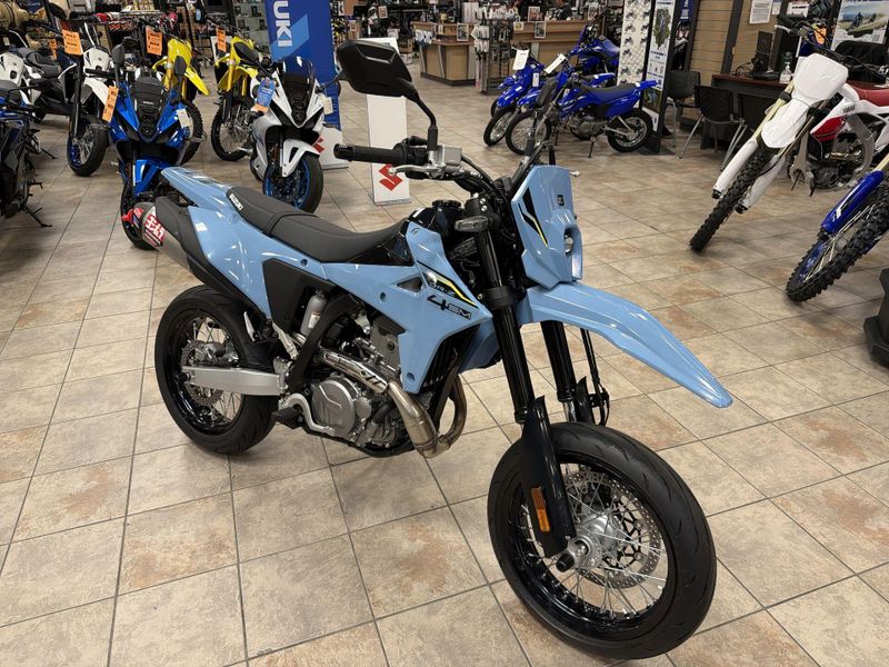 New 2025 Suzuki DR-Z4SM Image 10