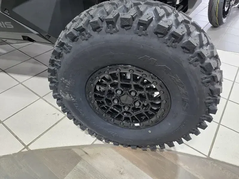2025 Polaris RZR PRO R 4 ULTIMATE SUPER GRAPHITE Image 17