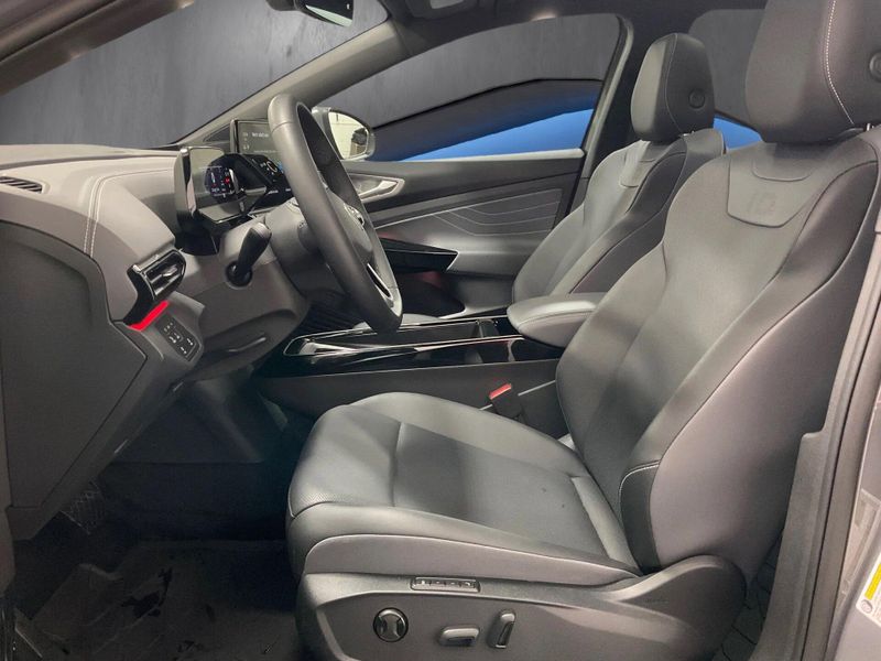 Used 2023 Volkswagen ID.4 Pro S Long Range w/Glass RoofImage 3