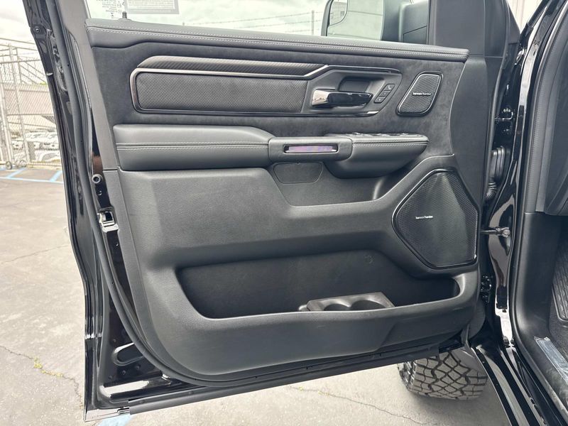 New 2026 RAM 1500 Rho Crew Cab 4x4 5'7' Box