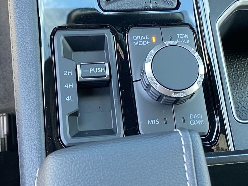 New 2026 Toyota Tundra Limited HybridImage 19