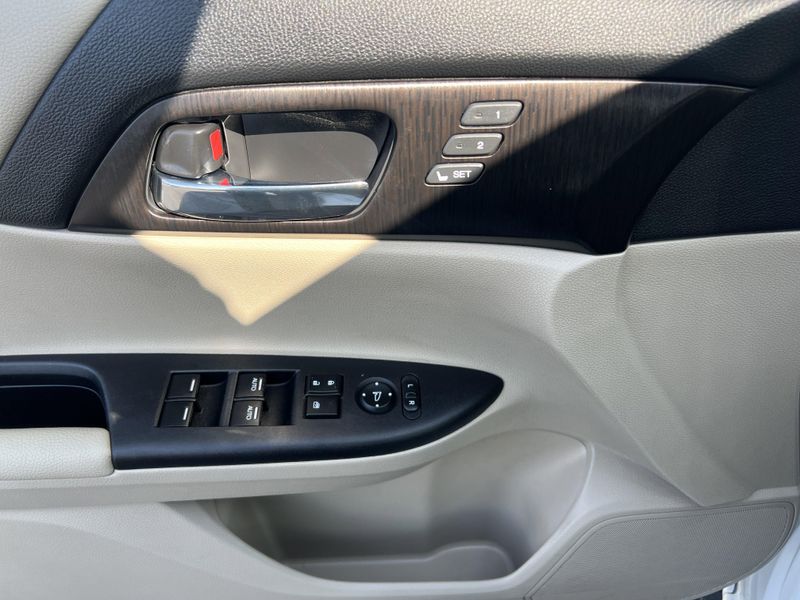 2015 Honda Accord Sedan EX-LImage 6