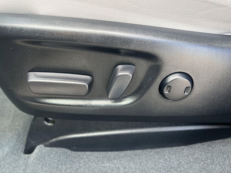 Used 2020 Toyota Sienna LimitedImage 10