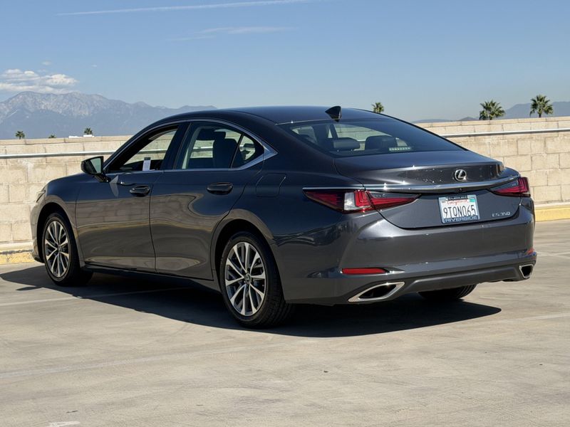 Used 2025 Lexus ES 350Image 7