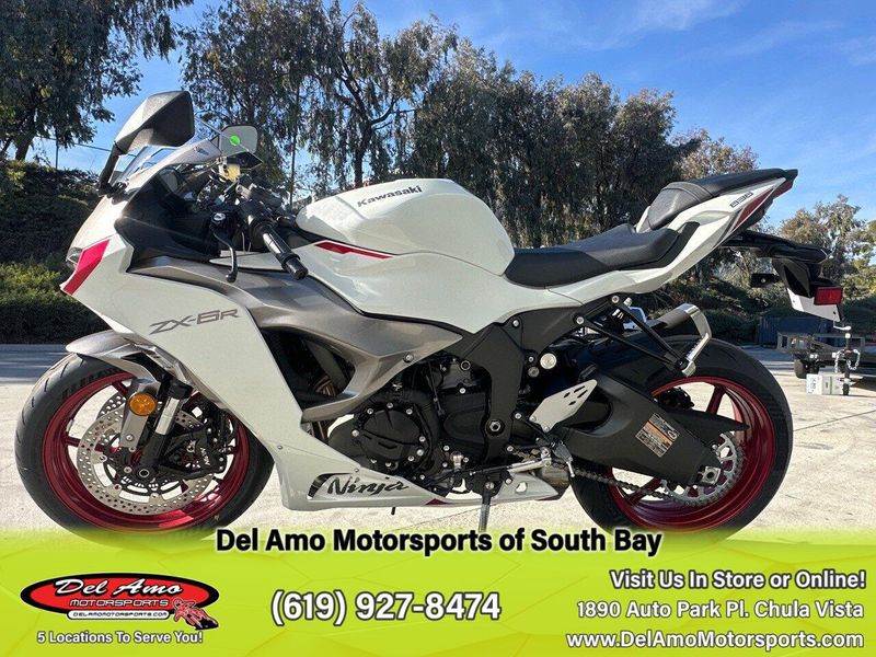 New 2025 Kawasaki NINJA ZX-6R ABS Image 10