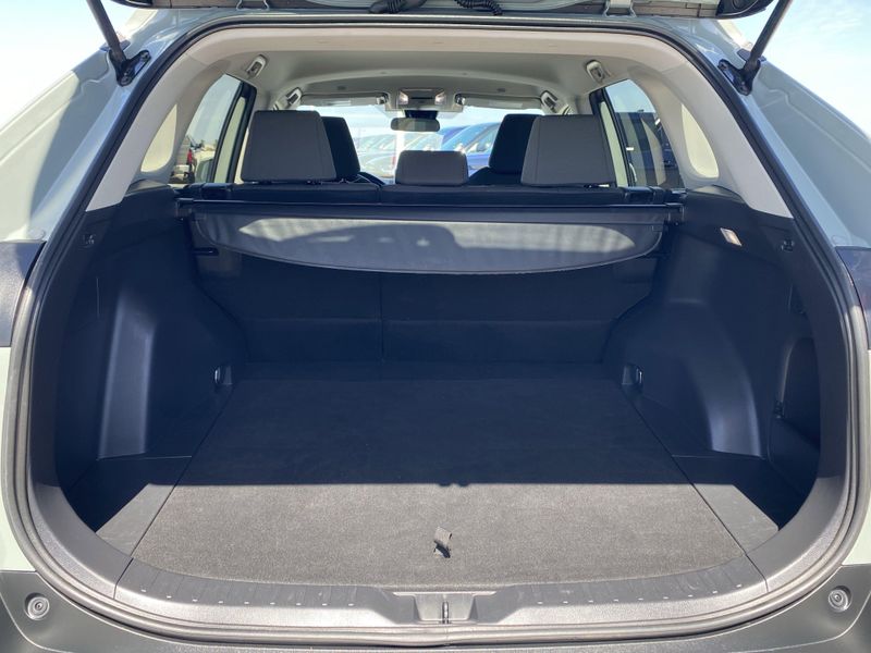 2023 Toyota RAV4 XLEImage 15
