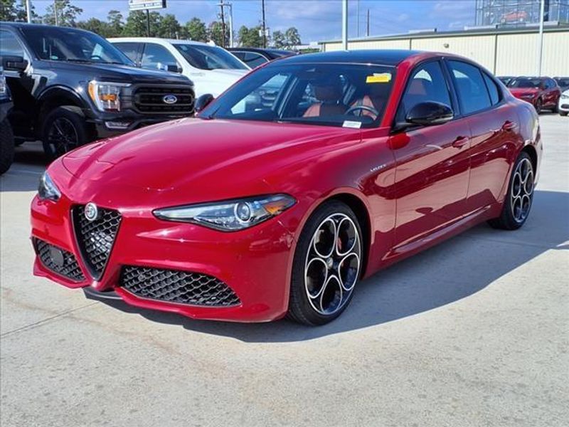 2022 Alfa Romeo Giulia VeloceImage 9