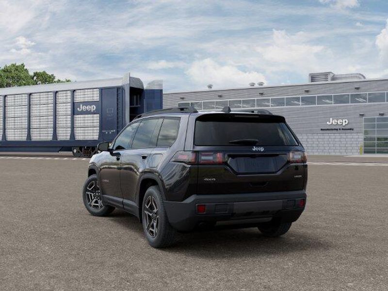 New 2026 Jeep Cherokee Laredo 4x4Image 3