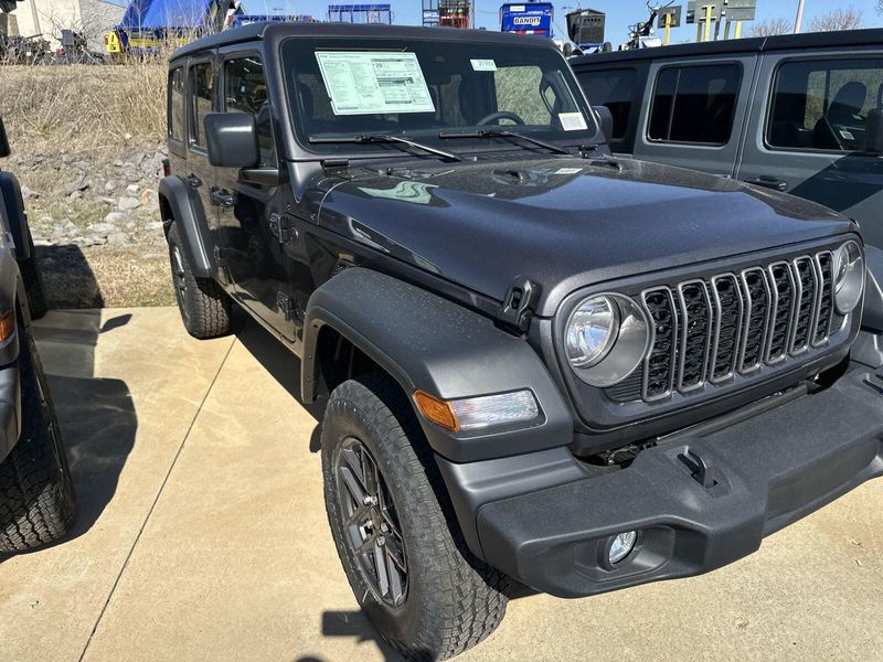 2025 Jeep Wrangler 4-door Sport SImage 3