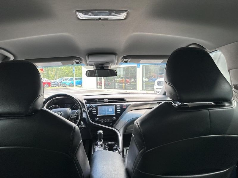 Used 2019 Toyota Camry LImage 24