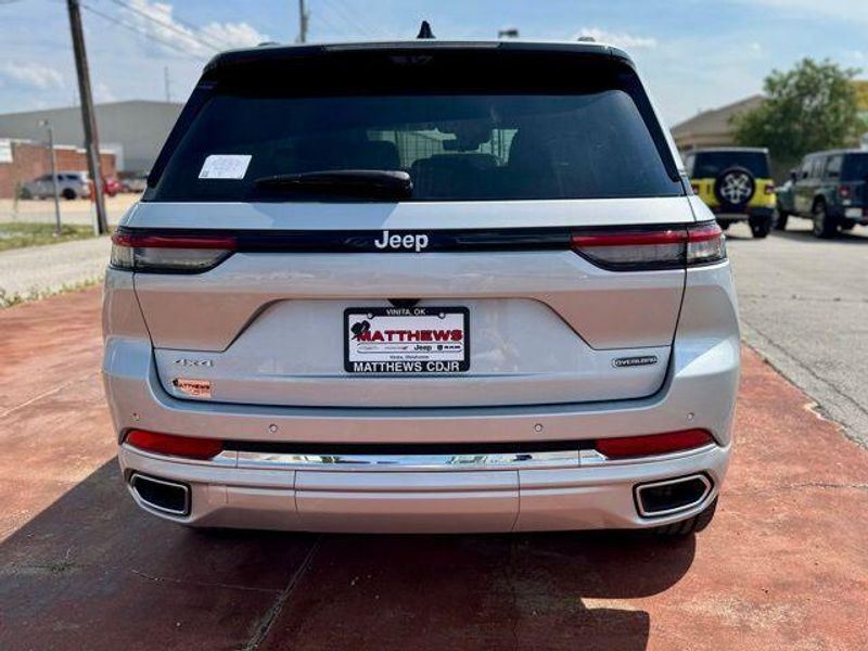 New 2025 Jeep Grand Cherokee Overland 4x4Image 6