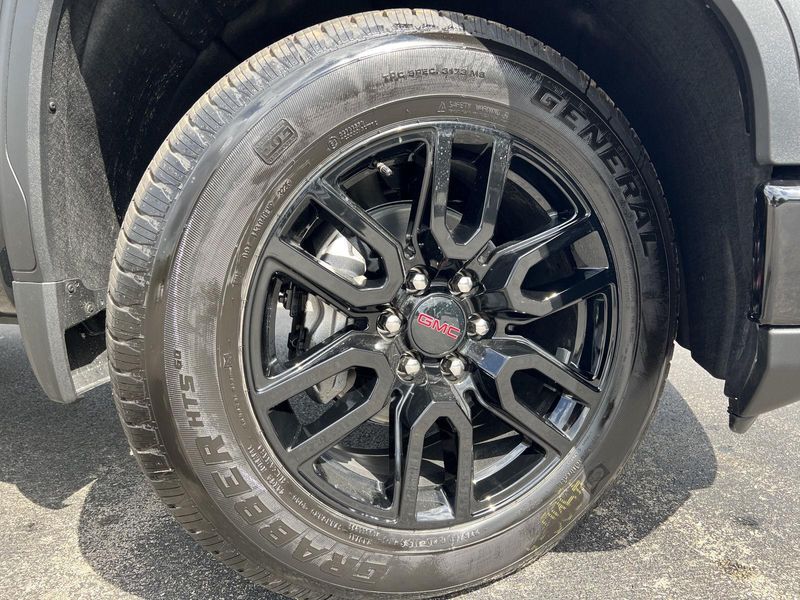 2026 Gmc Sierra 1500 Pro photo 2