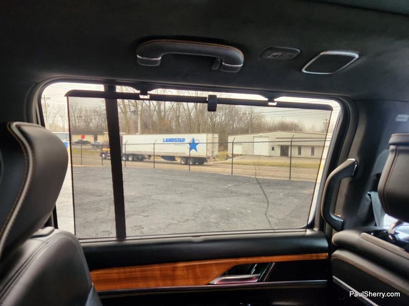 2022 Jeep Grand Wagoneer Series III