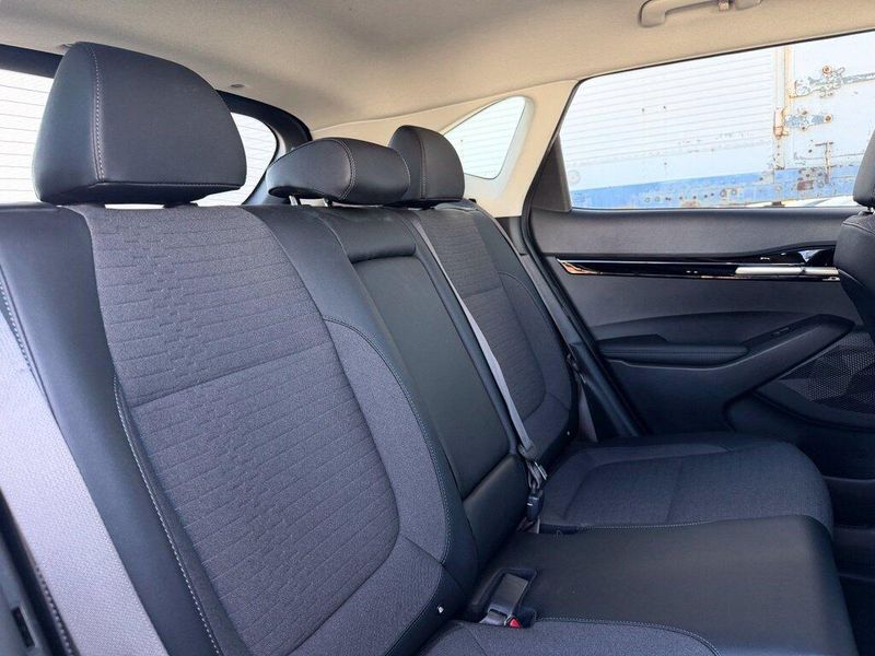 Used 2023 Kia Seltos SImage 17
