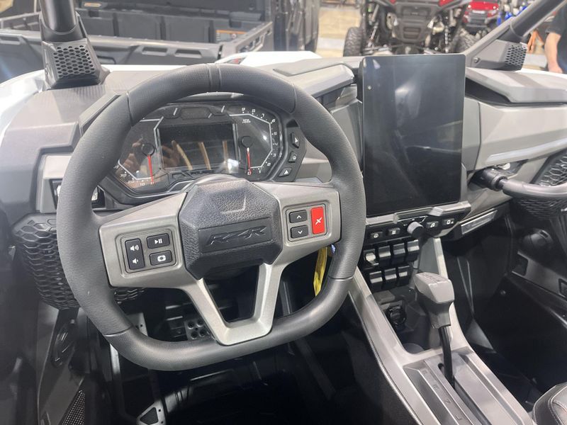 New 2026 Polaris RZR PRO R 4 ULTIMATE Image 25
