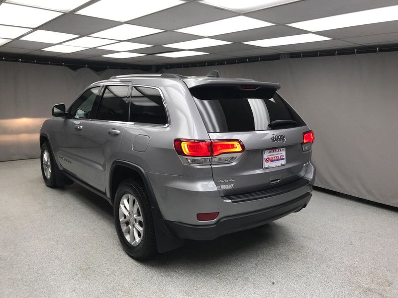 2021 Jeep Grand Cherokee Laredo XImage 16