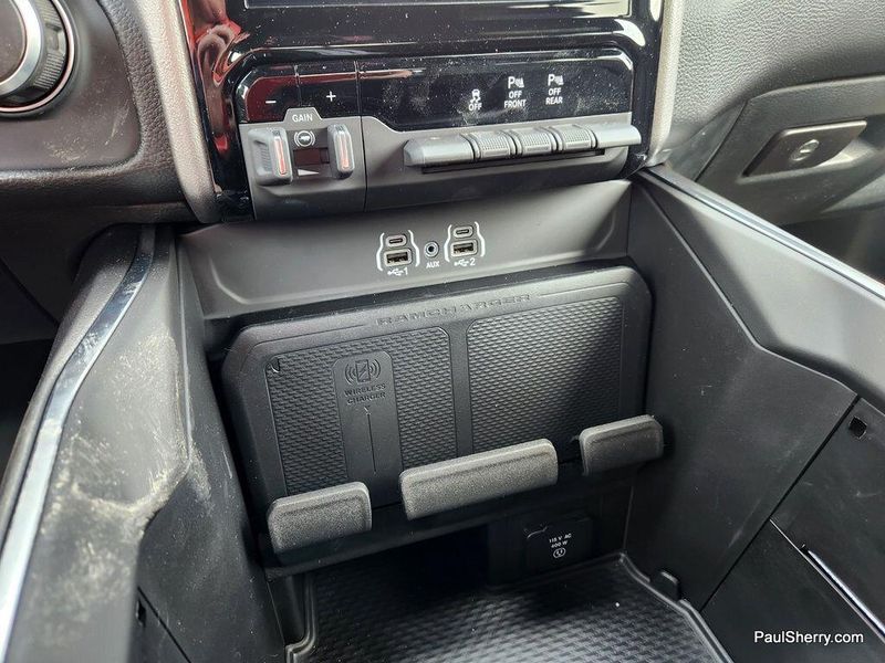 New 2025 RAM 1500 Big Horn Crew Cab 4x4 5
