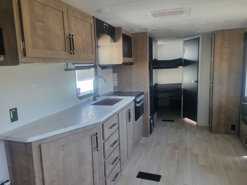 New 2026 KEYSTONE SPRINGDALE 261BHC Image 26