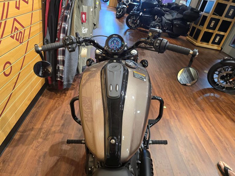 Used 2025 Indian Motorcycle Scout Bobber Ltd + Tech Image 10