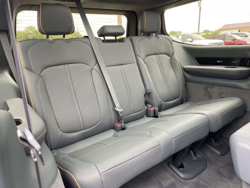 2022 Grand Wagoneer Series II 4x4Image 13