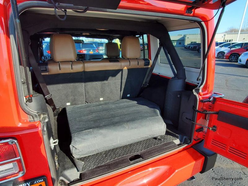 Used 2016 Jeep Wrangler Unlimited Sahara