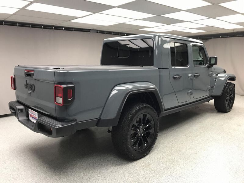 Used 2024 Jeep Gladiator NighthawkImage 12