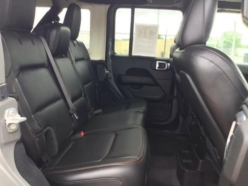 2023 Jeep Wrangler Rubicon 392Image 16