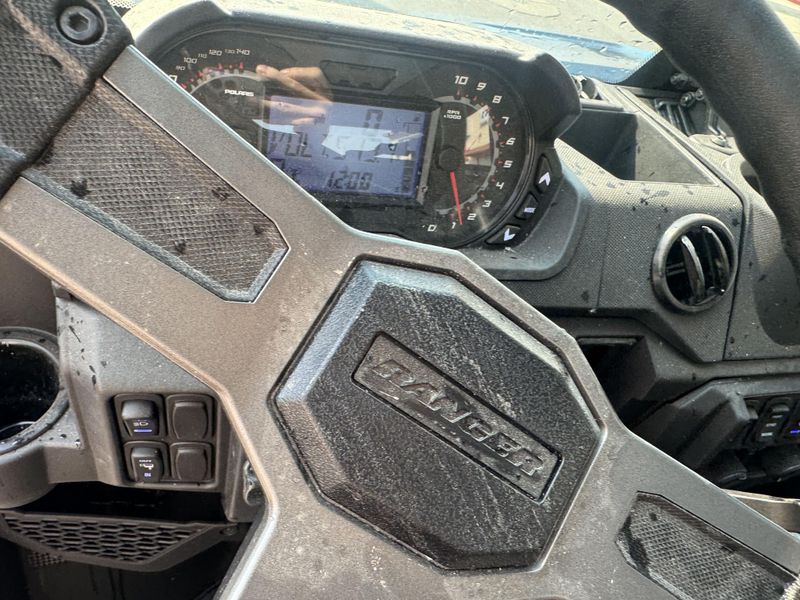 New 2026 Polaris RANGER CREW XP NORTHSTAR PREMIUM 