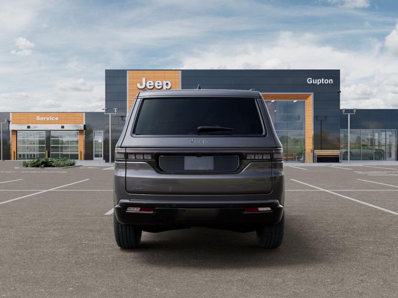 2026 Jeep Grand Wagoneer Limited Reserve 4x4Image 7