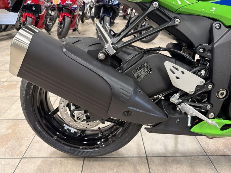New 2026 Kawasaki NINJA ZX-6R ABS Image 21
