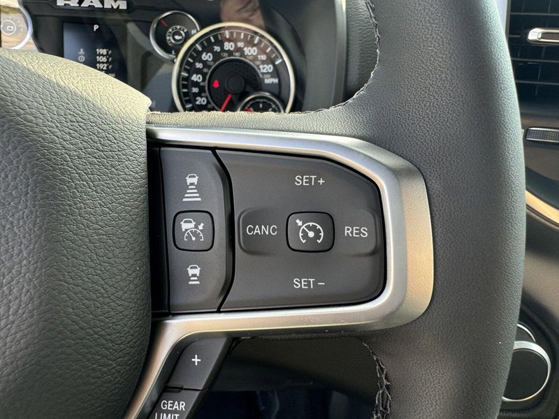 2025 RAM 1500 Big HornImage 20