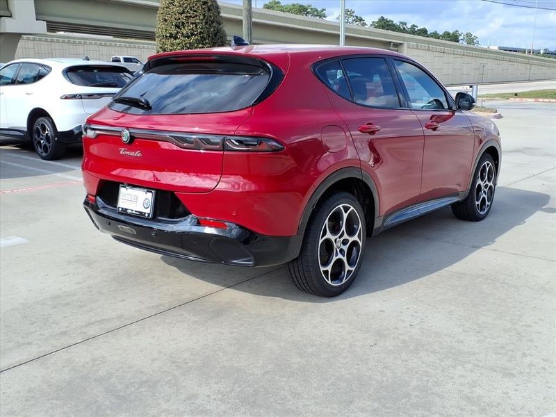 New 2025 Alfa Romeo Tonale AwdImage 7