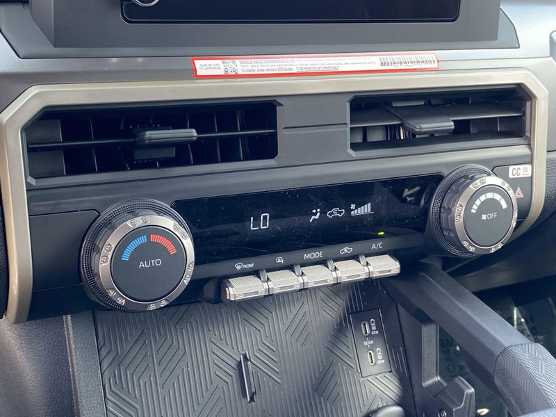 2025 Toyota Tacoma TRD Off RoadImage 17