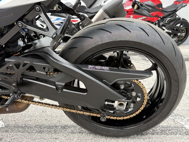 2025 Suzuki GSX-R1000RZ