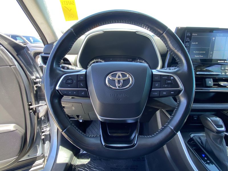 Used 2021 Toyota Highlander XLEImage 27