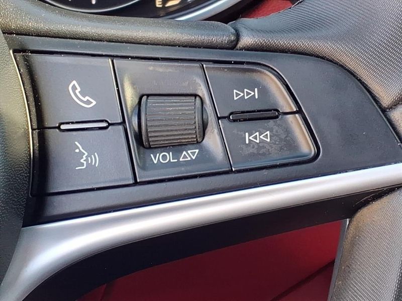 Used 2019 Alfa Romeo Stelvio Ti SportImage 20