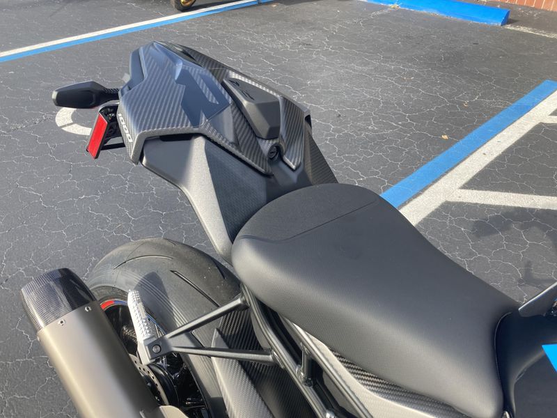 2026 BMW M 1000 RR