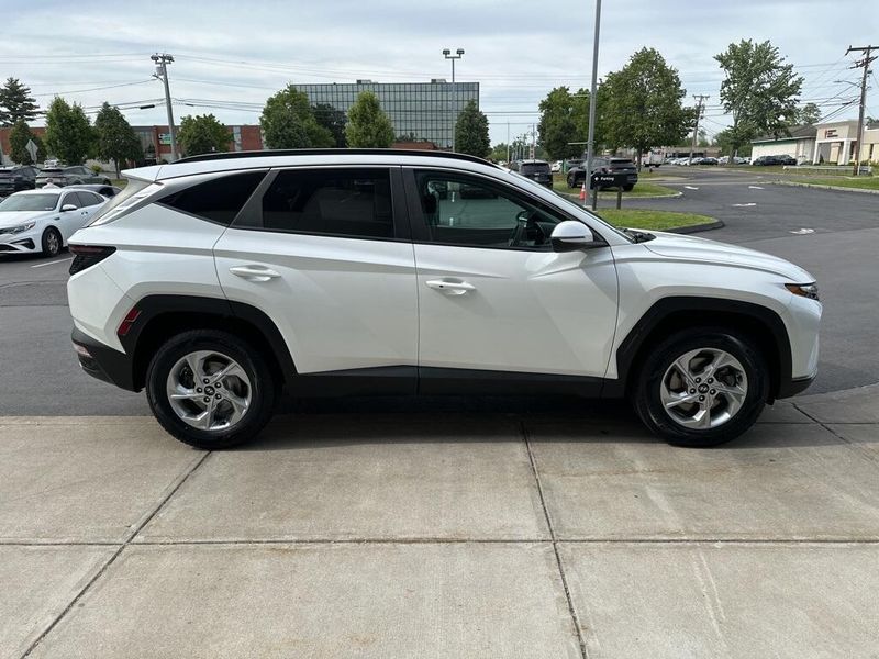 2022 Hyundai Tucson SELImage 4