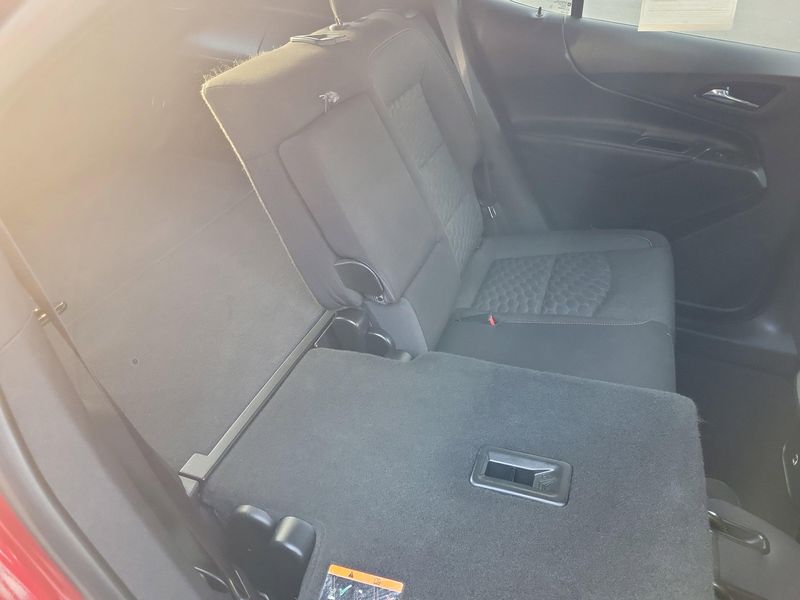 Used 2020 Chevrolet Equinox LTImage 18
