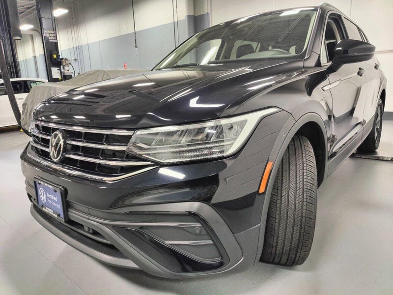 2023 Volkswagen Tiguan SEImage 8