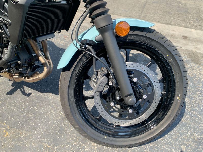 New 2025 Kawasaki ELIMINATOR SE ABS Image 10