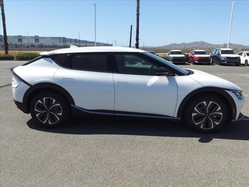 2024 Kia EV6 LightImage 6