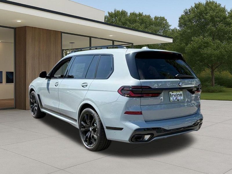 New 2026 BMW X7 xDrive40iImage 12