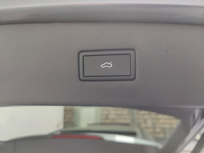 2024 Volkswagen Tiguan SE R-Line Black AWD w/SunroofImage 15