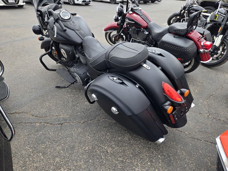 USED 2018 INDIAN MOTORCYCLE SPRINGFIELD DARK HORSE Image 5
