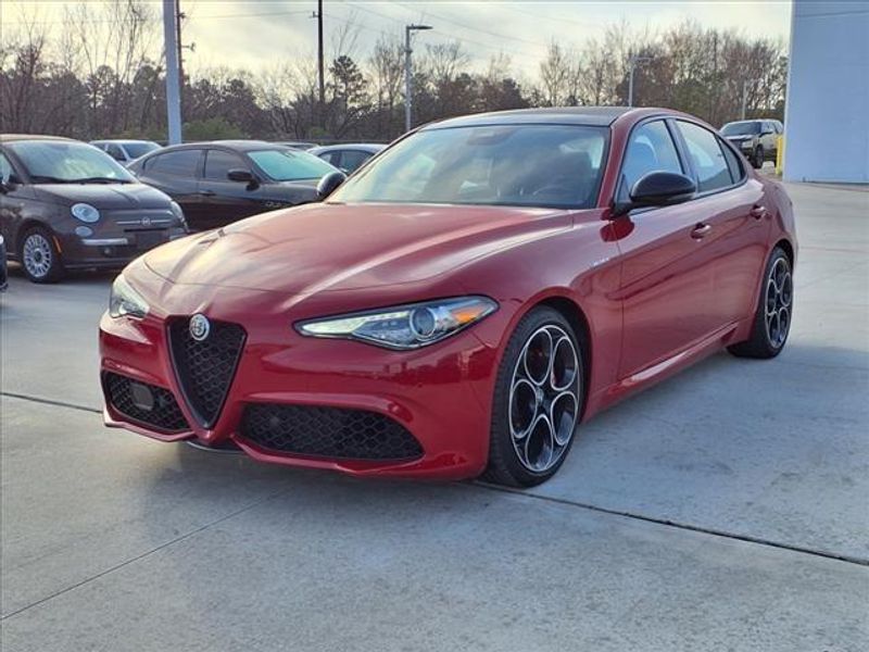 2022 Alfa Romeo Giulia VeloceImage 10