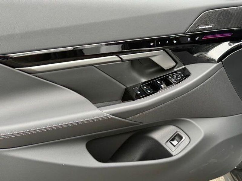 New 2026 BMW 5 Series 530iImage 15