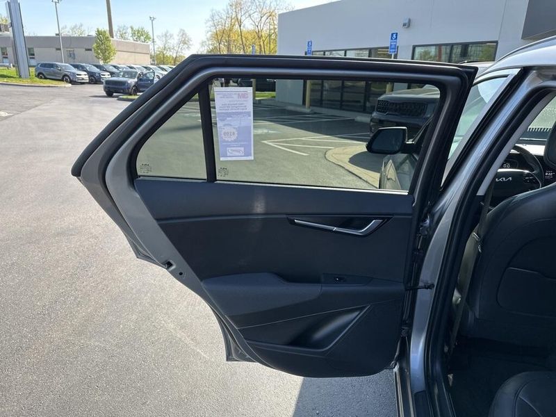 2023 Kia Niro EXImage 19